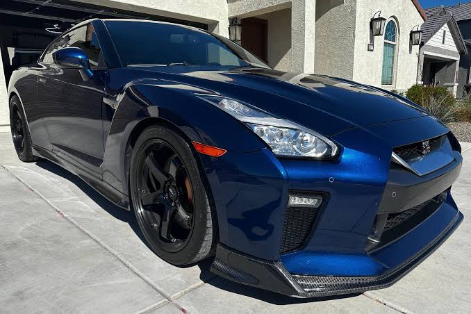 2017 Nissan GT-R